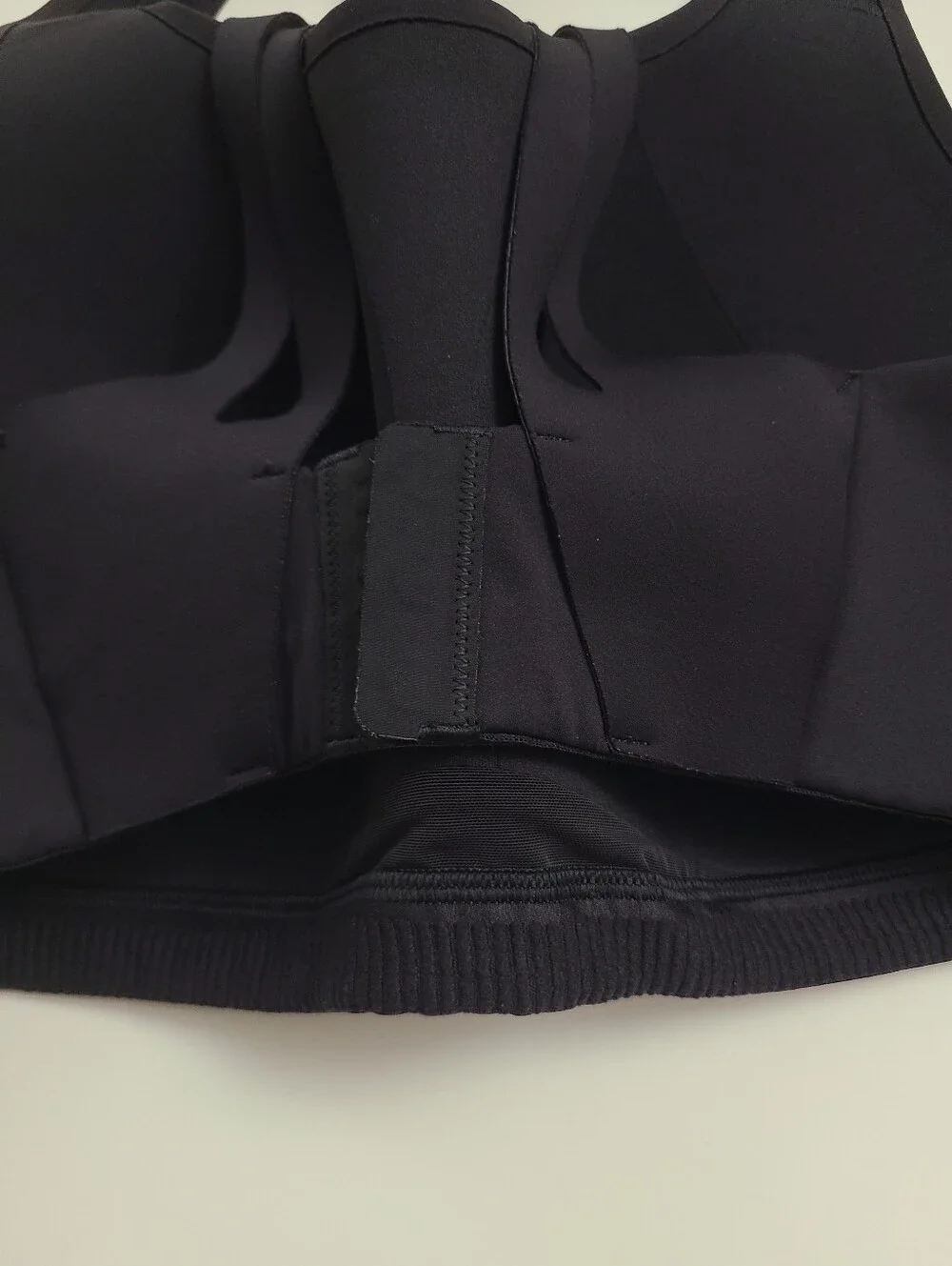 Lululemon AirSupport Bra High Support Sports Bra Size 36DDD Black EUC!